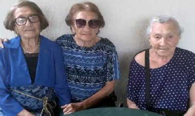 No bairro de Olaria/RJ três irmãs sergipanas recebem o título de mais velhas do mundo!!