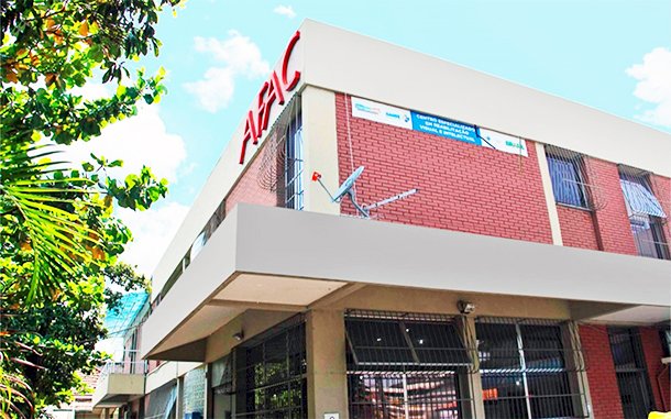 Niterói/RJ ganha atendimento especializado para idosos com demência e perda de memória