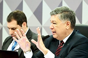 CPMI do INSS avança para investigar núcleo político, diz Carlos Viana